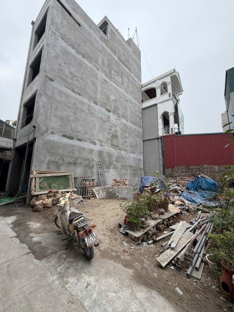 Bán Đất Ngõ 293 Ngọc Thuỵ 40M X 3,8M Oto Đỗ Cửa Tặng Gpxd Hơn 5T Còn Tl