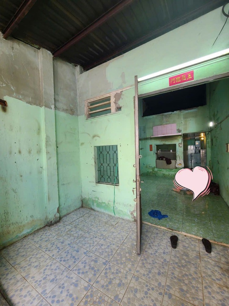 Chỉ 3.5 Tỷ! Hẻm Xe Hơi Tận Cửa – 45M2 – Cách Xe Tải 30M – Giá Rẻ Hiếm Khu Tân Thới Nhất - Phan