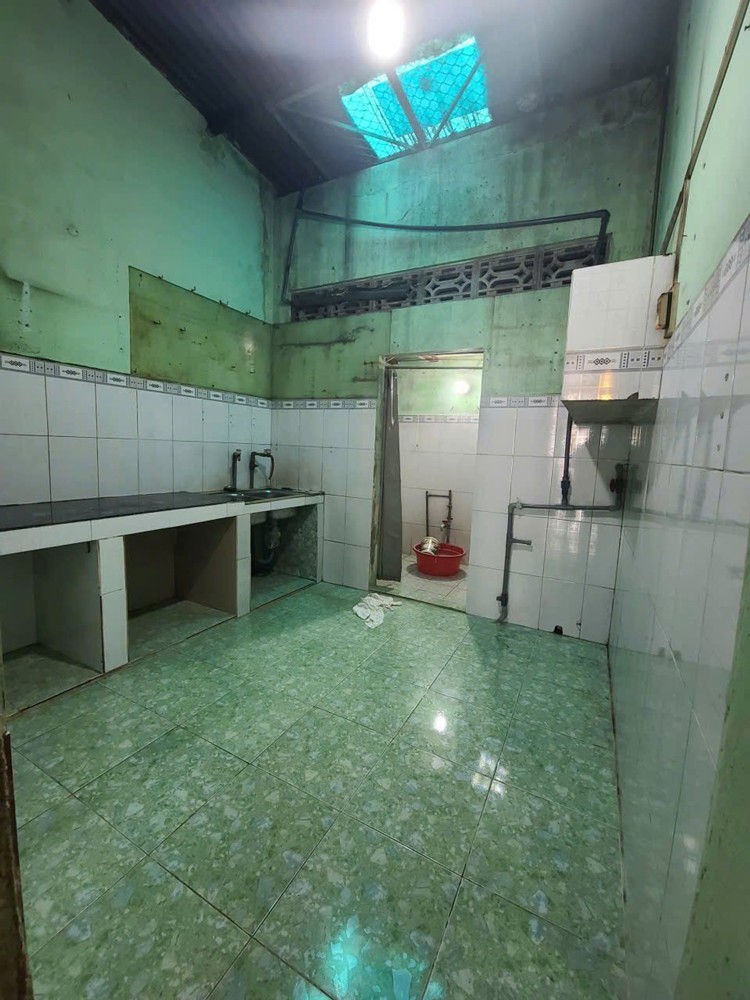 Chỉ 3.5 Tỷ! Hẻm Xe Hơi Tận Cửa – 45M2 – Cách Xe Tải 30M – Giá Rẻ Hiếm Khu Tân Thới Nhất - Phan