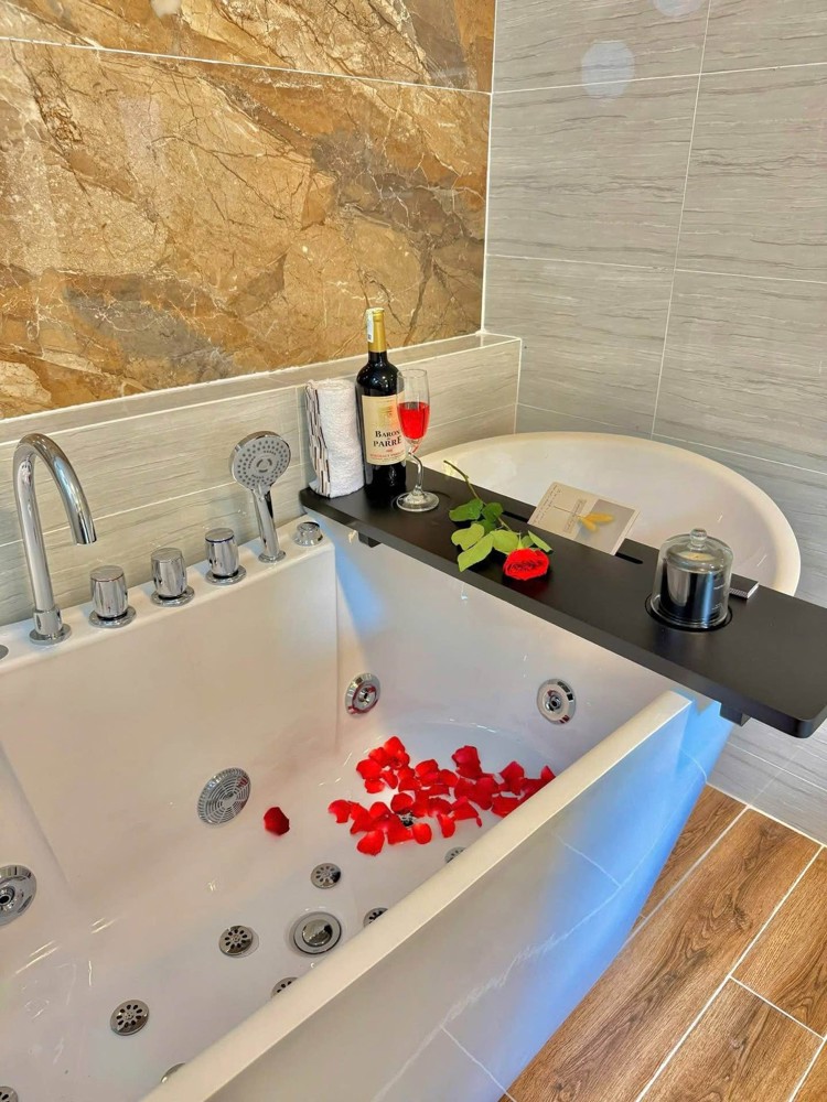 Siêu Phẩm Town House - Khu Vip Đoàn Thị Điểm - Trung Tâm Phú Nhuận - Vài Bước Ra Otô - 4 Tầng Sân