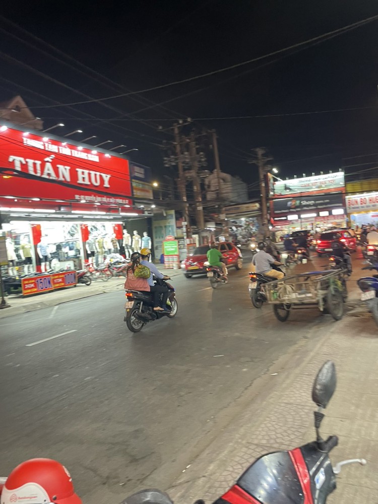 Bán Nhà Mặt Tiền 20X50m Giá 89,99 Tỷ Đường Nguyễn Ảnh Thủ