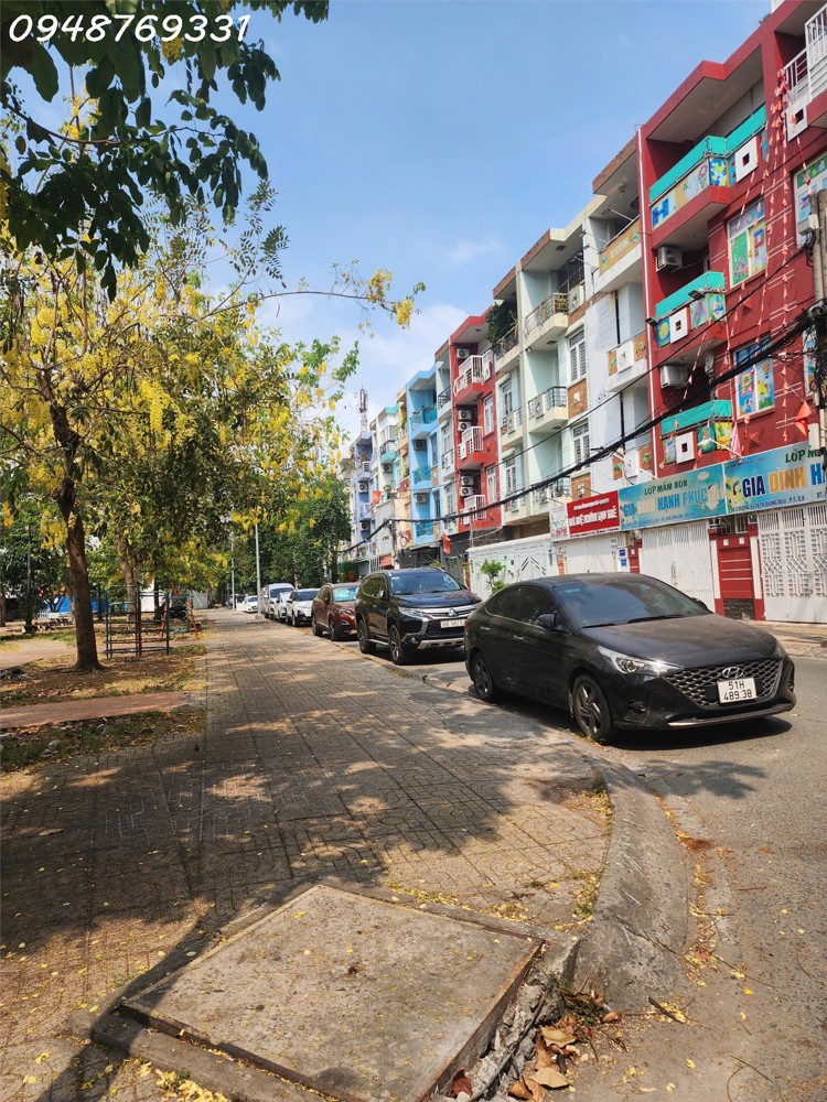 Bán Nhà Khu Vip Mặt Tiền Kinh Doanh – Tạ Quang Bửu – 4 Tầng – Chỉ 10.5 Tỷ-0948769331