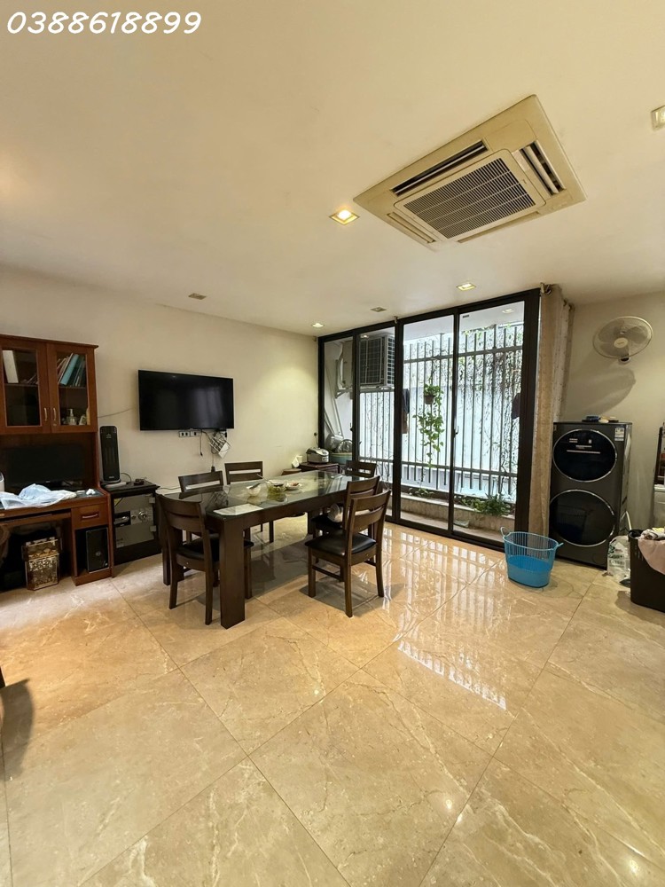 Bán Biệt Thự Láng Hạ, Ba Đình - 175M2 - Sân Vườn Châu Âu - Thang Máy - Ô Tô Vào Nhà