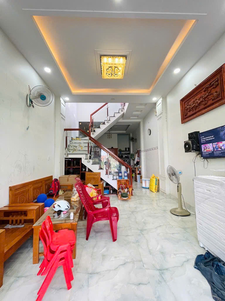 Nhà Đẹp Giá Tốt – Hẻm Xe Hơi Tch18 – Đối Diện Công Viên – Giá Chỉ 4,35 Tỷ