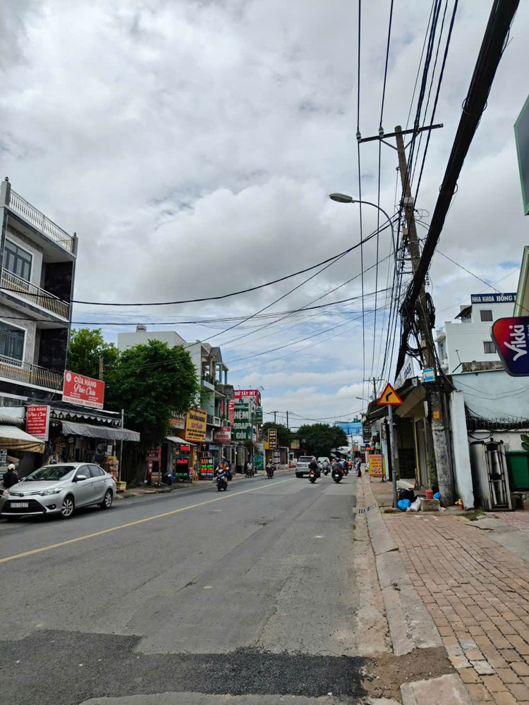 Nhà Mặt Tiền Lý Thường Kiệt Tt Hóc Môn Khu Ngân Hàng Chỉ 12 Tỷ