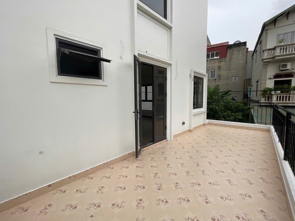 Siêu Phẩm Thạch Bàn – 60M² – 6 Tầng – Thang Máy – Full Nội Thất – Sát Hồ Điều Hòa