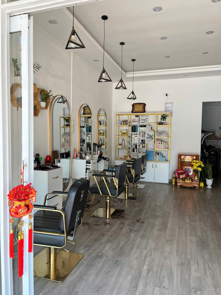 Cho Thuê Hoặc Sang Tiệm Tóc Có Phòng Ở Lại Tại Lâm Đồng