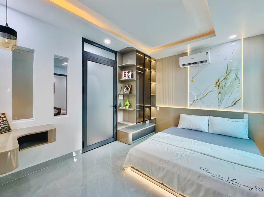 7 Chổ Ngủ Trong Nhà - 3 Tầng Lầu - (43M2) Vuông A4 - Nguyễn Văn Khối - Trung Tâm Gò Vấp - 6.X