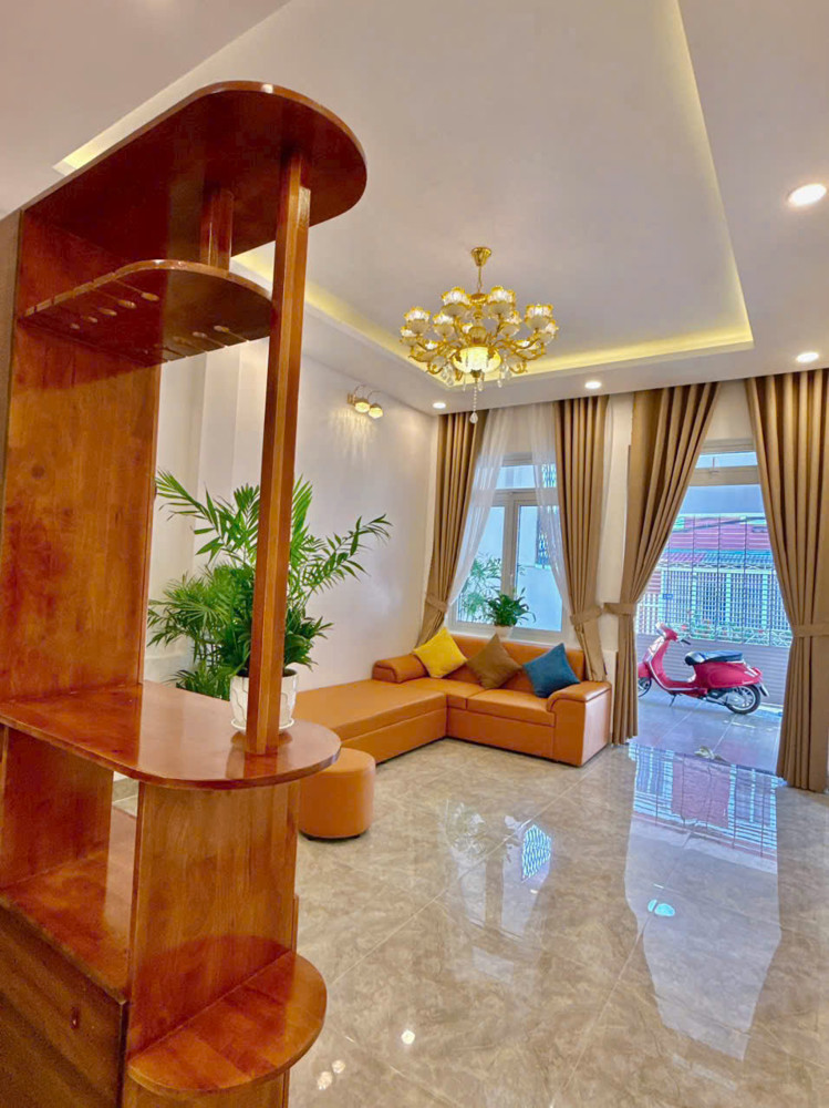 Nhà Đẹp 2 Mặt Thoáng – Gần Chợ Ngô Quyền – Full Nội Thất Xịn