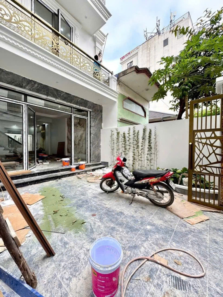 Bán Nhà Đông An - 104M 4 Tầng - Sân Cổng Riêng - Gần Chợ Cát Bi