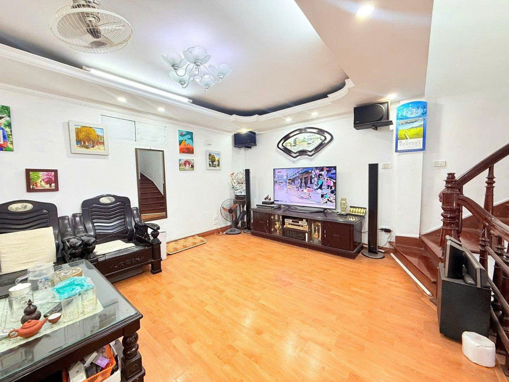 Lạc Long Quân – Sát Hồ Tây – Không Gian Sống Đáng Giá Trong Tầm Tiền