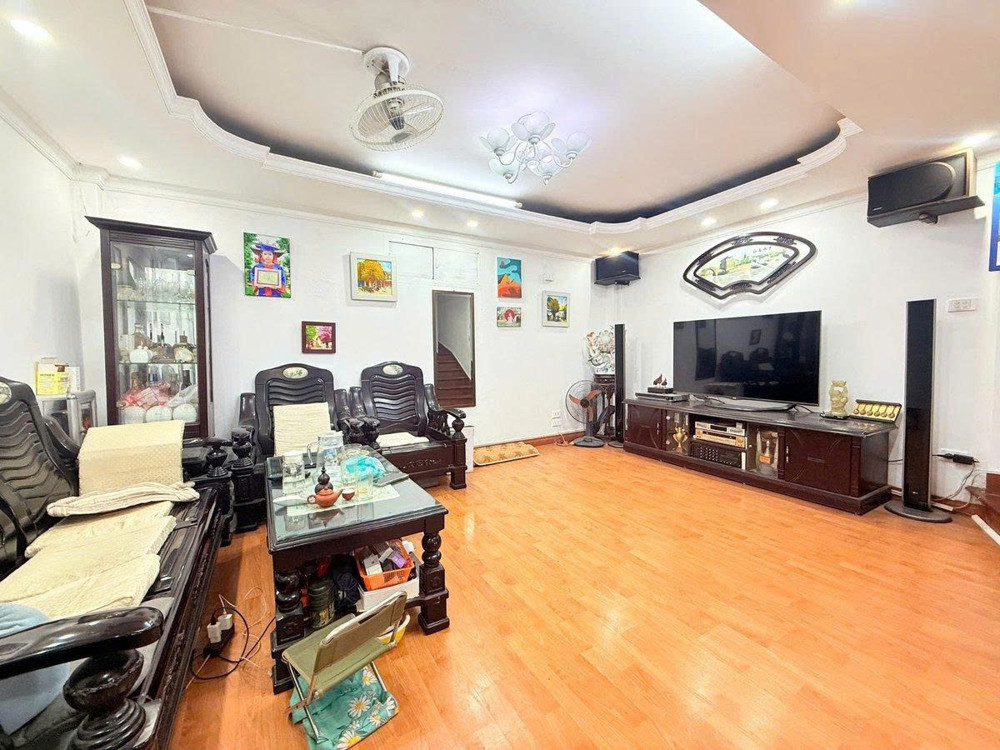 Lạc Long Quân – Sát Hồ Tây – Không Gian Sống Đáng Giá Trong Tầm Tiền