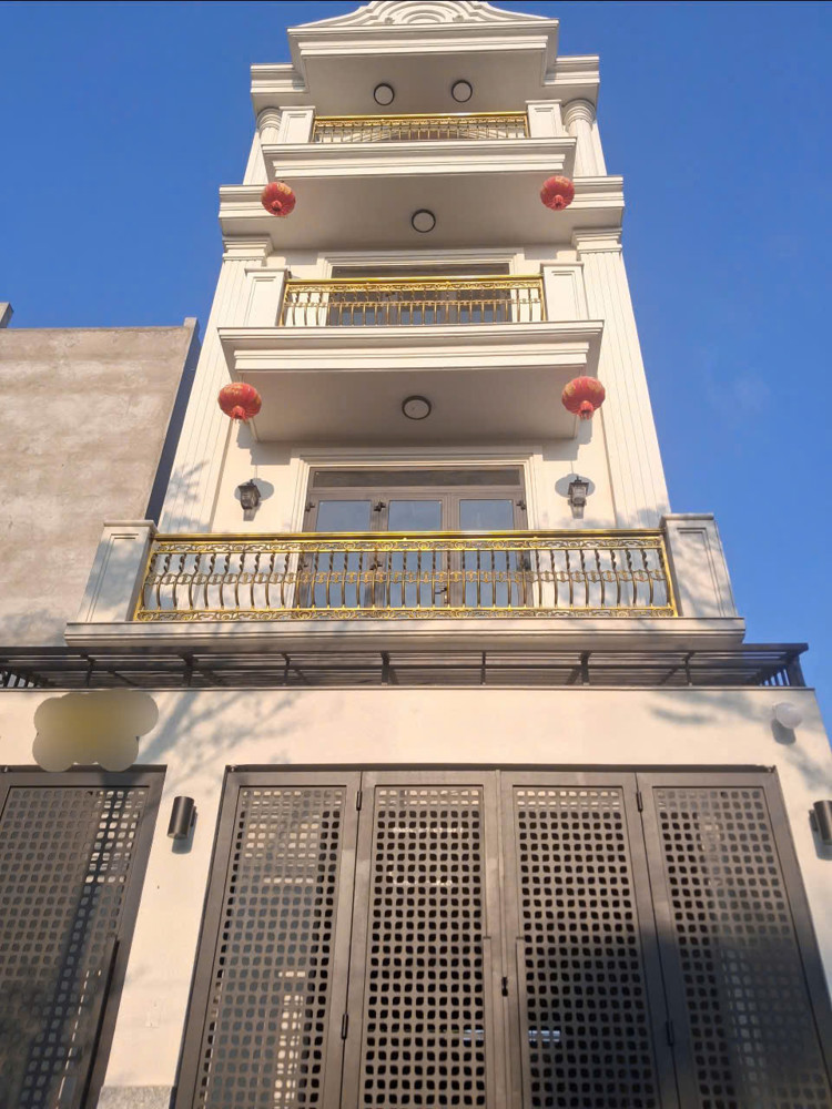 Phước Kiển Gần Sadeco- Xe Tải Vivu- 4Tầng- 80M2- Có Chỗ Lắp Thang Máy- Điện Năng Lượng Mặt Trời