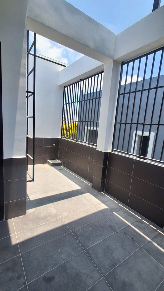 Phước Kiển Gần Sadeco- Xe Tải Vivu- 4Tầng- 80M2- Có Chỗ Lắp Thang Máy- Điện Năng Lượng Mặt Trời