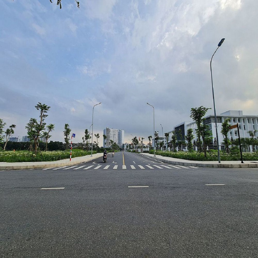 Bán Nhà 5 Tầng 1 Tum, Thang Máy, Ô Tô Tránh Tại Việt Hưng, Long Biên, Hà Nội. Lh 0989894845