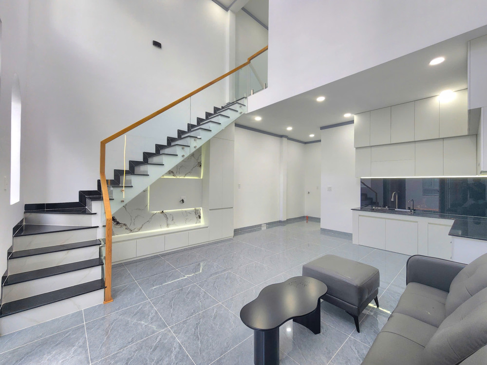 Bán Nhà 1 Trệt, 1 Lầu. 2 Mặt Tiền. Tp Long Khánh. Đn. Chỉ 1 Tỷ 850Tr