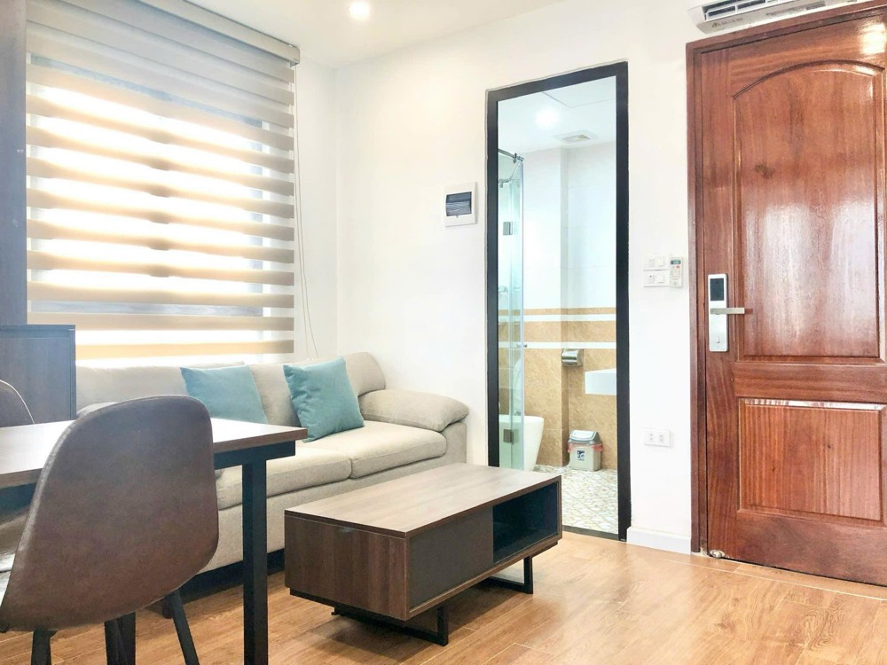 Siêu Dòng Tiền View Hồ Tây Phố Võng Thị 90M 8T Mt 7,6M Giá 52 Tỷ Ngõ Thông- Gần Ô Tô