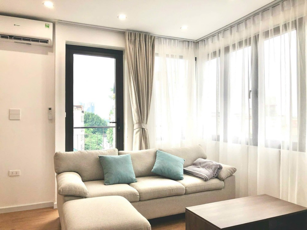 Siêu Dòng Tiền View Hồ Tây Phố Võng Thị 90M 8T Mt 7,6M Giá 52 Tỷ Ngõ Thông- Gần Ô Tô