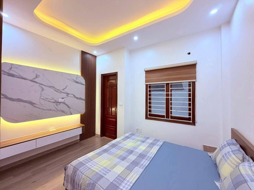 Nhà Hồ Tùng Mậu 6 Phòng Ngủ – Giá 10.89 Tỷ: Khoảng Giá “Nguy Hiểm” Dễ Bị Mua Mất Nhất