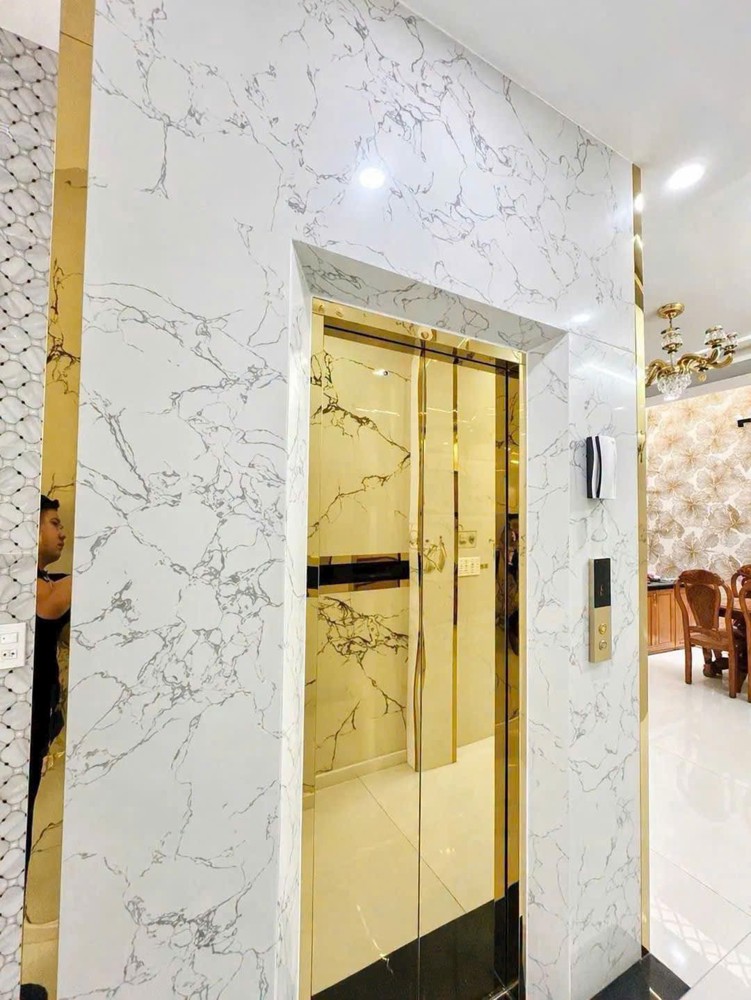 Giảm Sốc 300Tr – Còn 8.5 Tỷ Nhà Mới + Thang Máy Hiếm Gò Vấp. Đường Phạm Văn Chiêu