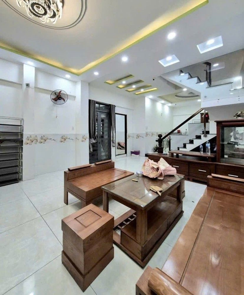 5.5 Tỷ – Hxh – 80M² – Ngang Gần 5M, Nở Hậu 6.8M.p.10, Quang Trung – Gần Thcs Quang Trung