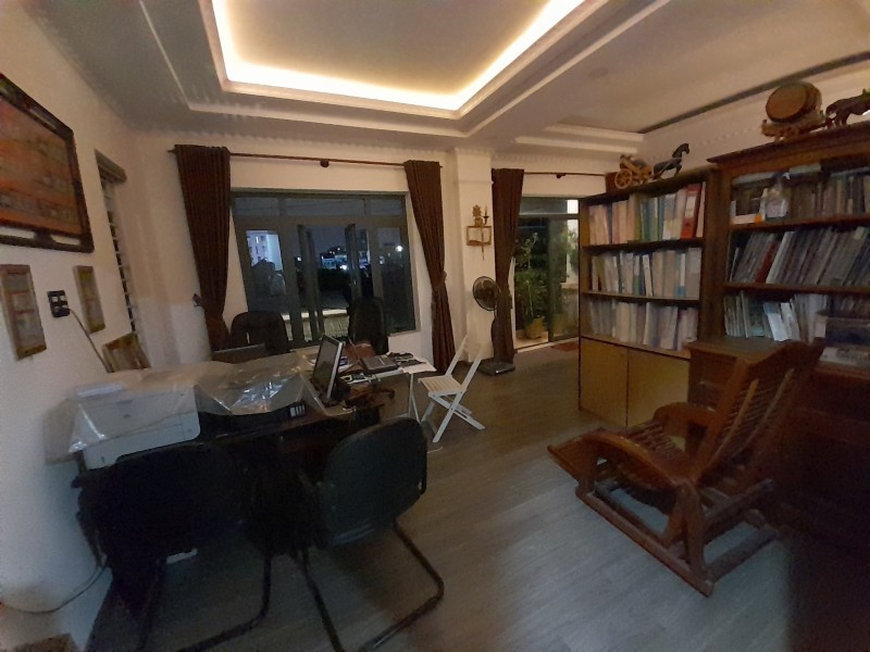 Bán Biệt Thự Mặt Phố 240M2, 3 Tầng, Hiệp Bình Chánh, Thủ Đức, Hcm - Sổ Hồng. Giá 15.65 Tỷ