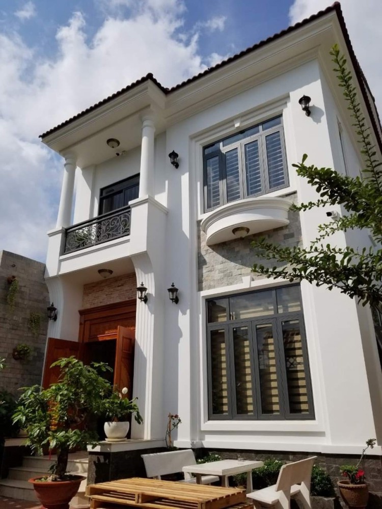 Bán Biệt Thự Mặt Phố 240M2, 3 Tầng, Hiệp Bình Chánh, Thủ Đức, Hcm - Sổ Hồng. Giá 15.65 Tỷ