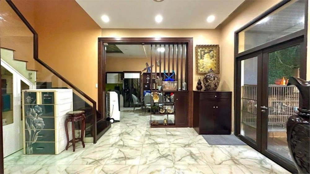 Biệt Thự Góc 2Mt Q7 – Đậu 3 Xe 7 Chỗ– Chỉ Nhỉnh 23 Tỷ