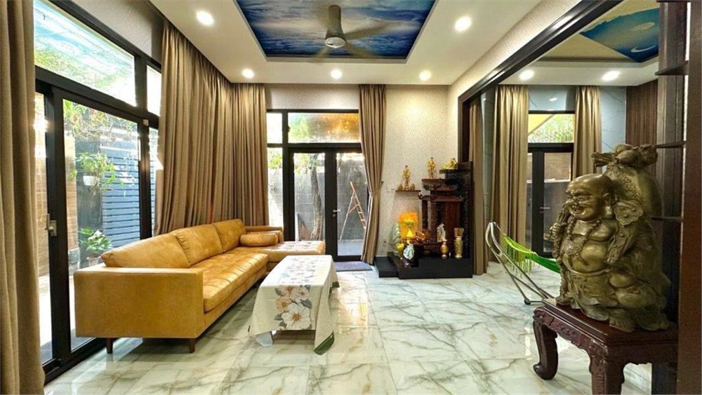 Biệt Thự Góc 2Mt Q7 – Đậu 3 Xe 7 Chỗ– Chỉ Nhỉnh 23 Tỷ