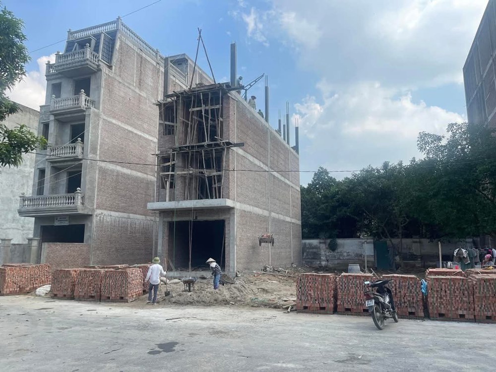 Tôi Cần Bán 3 Mảnh Đất Chính Chủ Có Diện Tích 100 - 117M2 Full Sổ Đỏ Mặt Tiền 7-10M, Xây Được 5