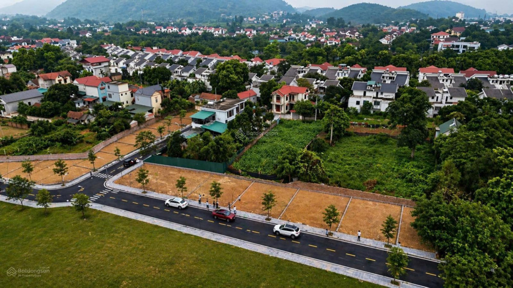 Cần Bán 150M2 Thôn Nhòn Tiến Xuân Đối Diện Cổng Số 2 Đhqg, Cạnh Xanh Vila Xây Trọ