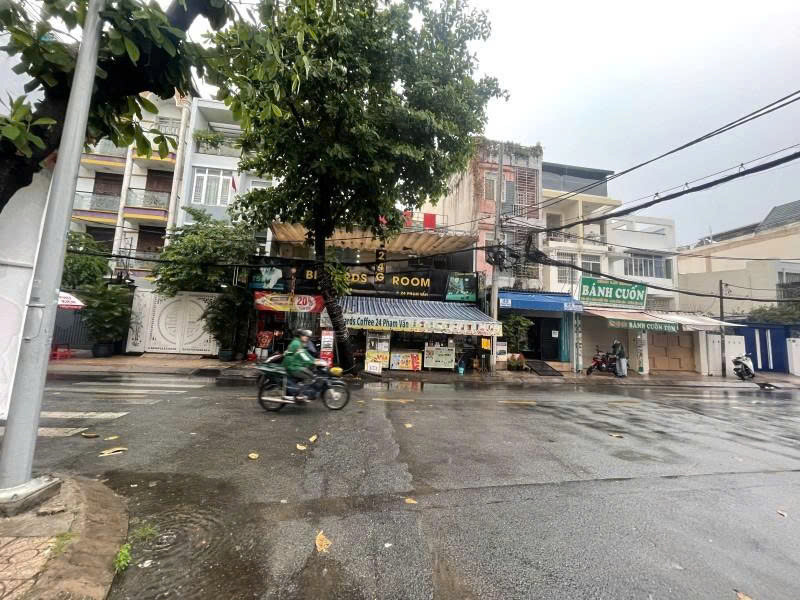 Bán Nhà Góc 2 Mặt Tiền Phạm Vấn - Giao Nguyễn Sơn, 8X19m, 2 Tầng - 1 Đời Chủ, 20,5 Tỷ