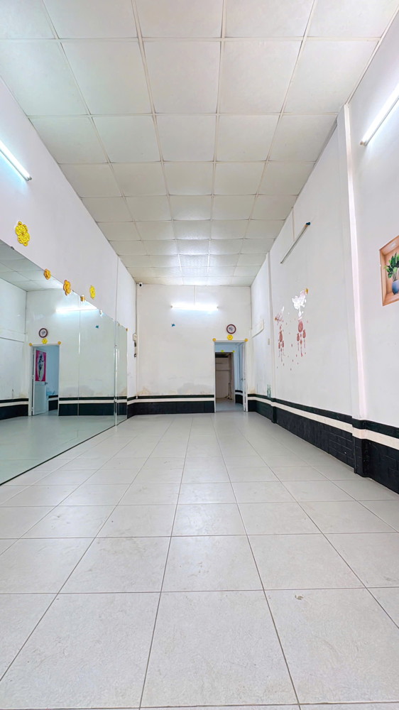 Nhà Cũ 59M2 Tạ Quang Bửu P3q8 P.chánh Hưng