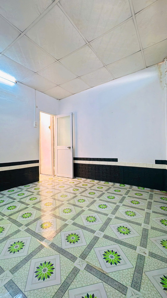 Nhà Cũ 59M2 Tạ Quang Bửu P3q8 P.chánh Hưng