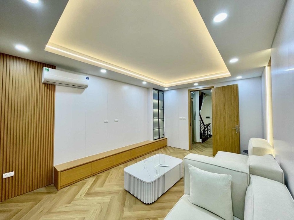 Siêu Phẩm Mặt Ngõ Đình Thôn Thông Trần Văn Lai-Lô Góc - Nhà Mới - Thang Máy - Kinh Doanh - Nội