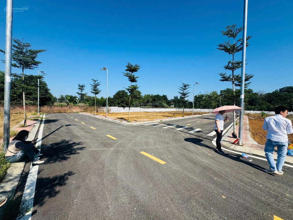 Bán Lô Đất 100M2 Full Thổ Cư Ngay Tt Xã, Gần Cổng Trường Đhqg, Khu Cnc Hoà Lạc Rẻ Nhất Thị Trường