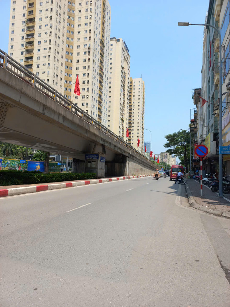 Bán Nhà Nguyễn Chánh, Cầu Giấy, Phân Lô Vỉa Hè 62M2 Mt4.2, Oto Tránh, Kinh Doanh, Hơn 30 Tỷ