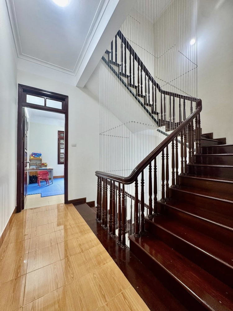 Bán Nhà Nguyễn Chánh, Cầu Giấy, Phân Lô Vỉa Hè 62M2 Mt4.2, Oto Tránh, Kinh Doanh, Hơn 30 Tỷ