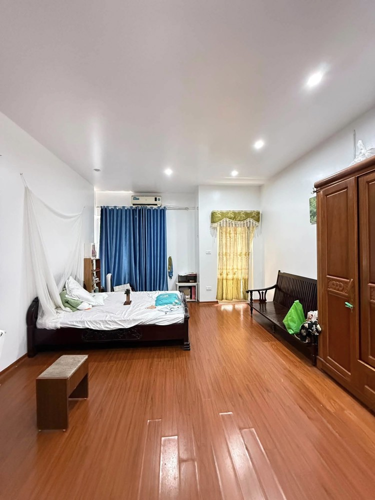 Bán Nhà Nguyễn Chánh, Cầu Giấy, Phân Lô Vỉa Hè 62M2 Mt4.2, Oto Tránh, Kinh Doanh, Hơn 30 Tỷ