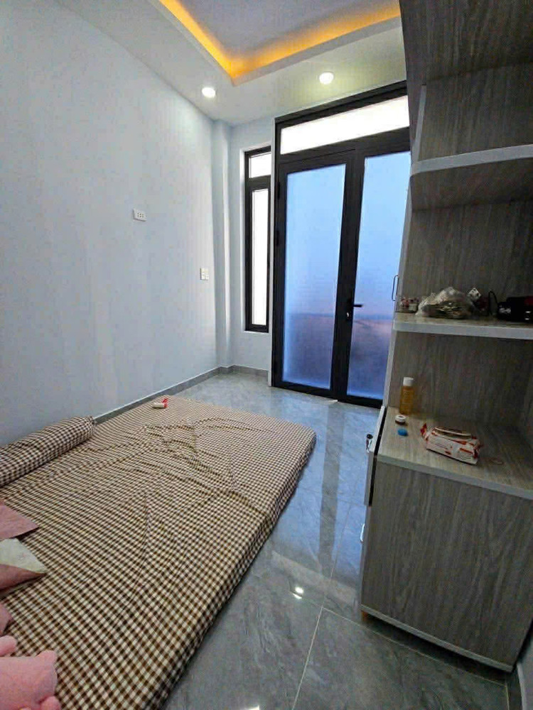 Quận 4 – Mt Đường Số – 4 Tầng – 2Pn – Nhà Mới – 7.35 Tỉ Ko Qh