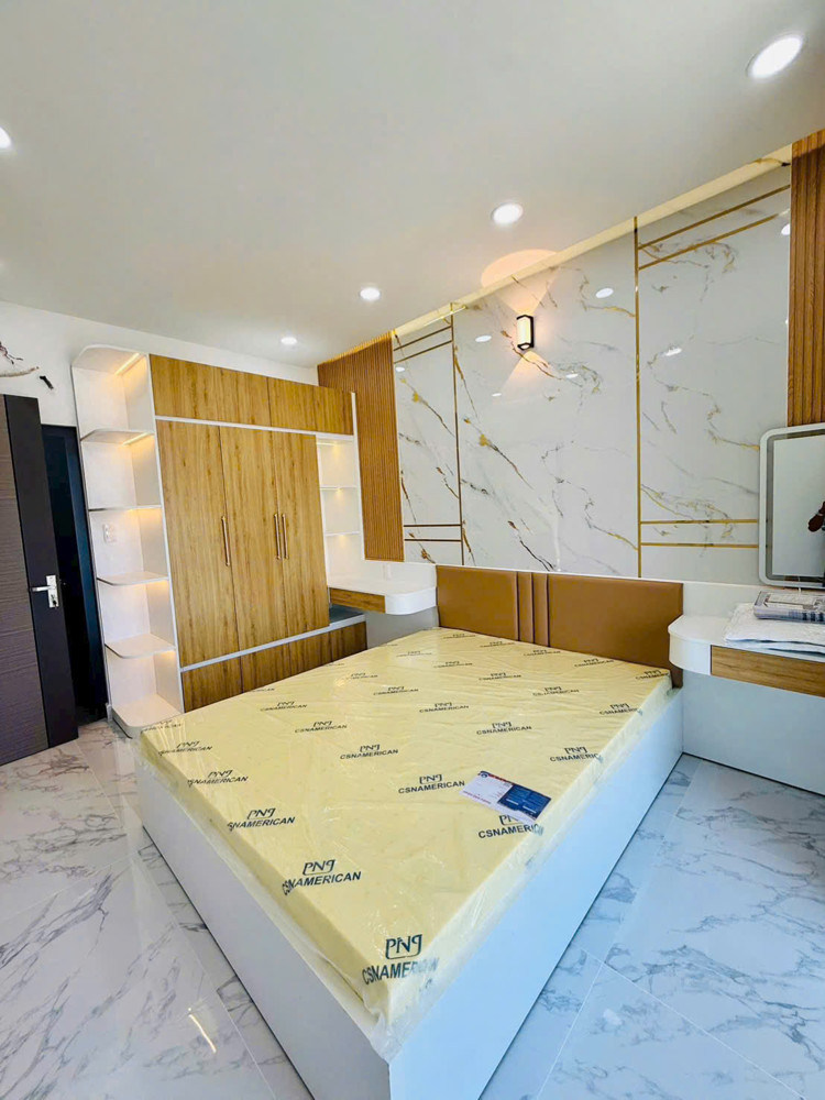 Nhà Mới Xây 100% -Ngang 6.4M- 4 Tầng- Chỉ 6 Tỷ 490