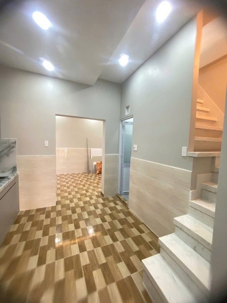 Htp Q7 _ 3 Tầng Btct _ 68M2_ Gồm 7 Phòng Nguồn Tn 20Tr/th