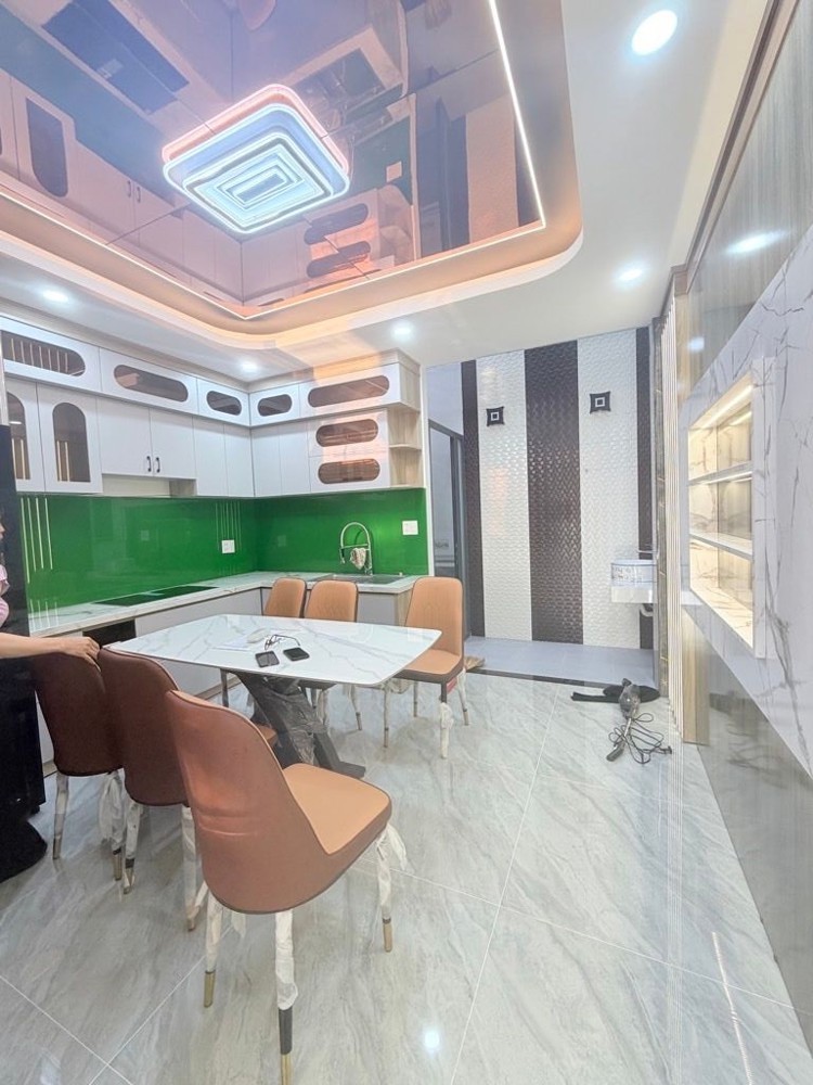 K2210 - Siêu Phẩm 5 Tầng Sát Sông