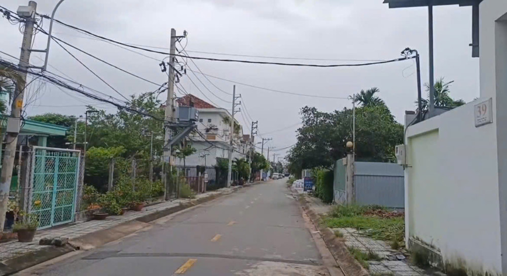 Lô Đất (30X80) Mặt Tiền Nhựa Nhị Bình 16 – Cách Sông Sài Gòn Chỉ 150M!