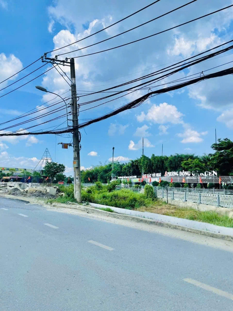 Đất (5.1X22) Mặt Tiền Đường 20M – Quận 12 – Giá Chỉ 5.5 Tỷ (Gần Đình Quới An)