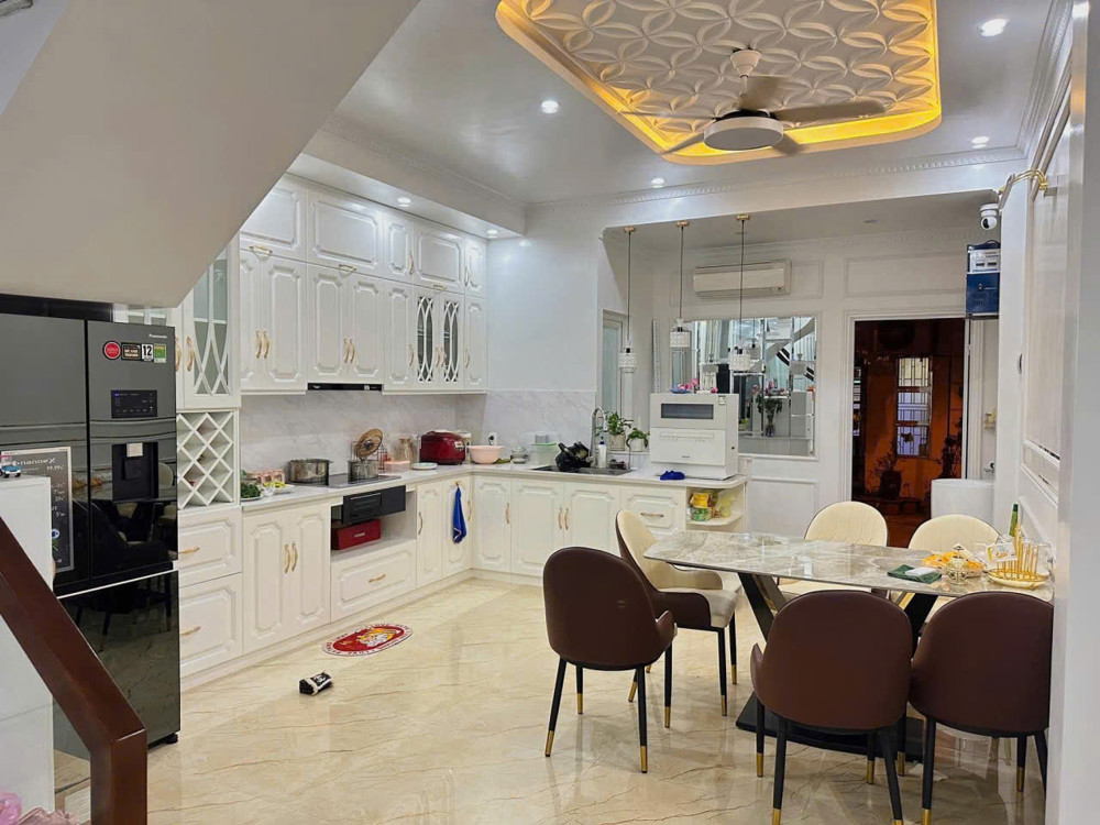 Bán Nhà 4 Tầng Tân Cổ Điển 2 Mặt Đường – Đà Nẵng / Vườn Mơ – Giá 6,8Xx Tỷ