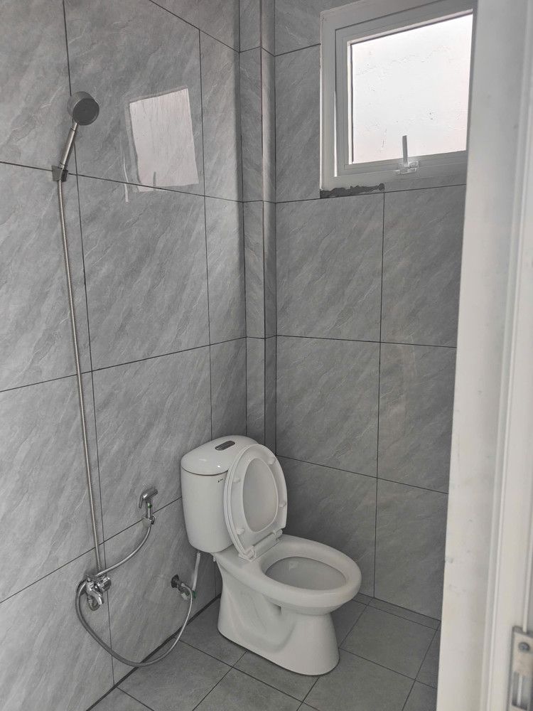 Bán Lô Đất Tặng Nhà Mặt Tiền Hoàng Hữu Nam, Phường Tân Phú (Quận 9 Cũ), Tp Thủ Đức