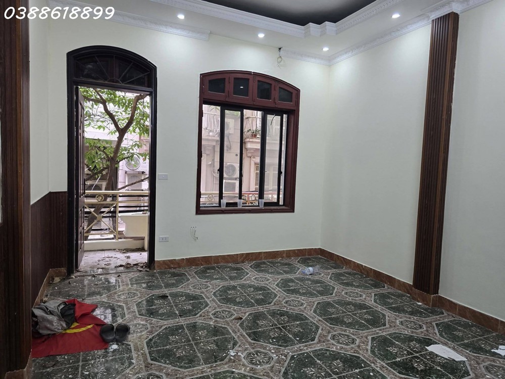 Bán Nhà Nguyễn Chánh, Cầu Giấy - 69M2 - Mt 5.2M - Phân Lô - Ô Tô Tránh Vỉa Hè - Kinh Doanh Sầm