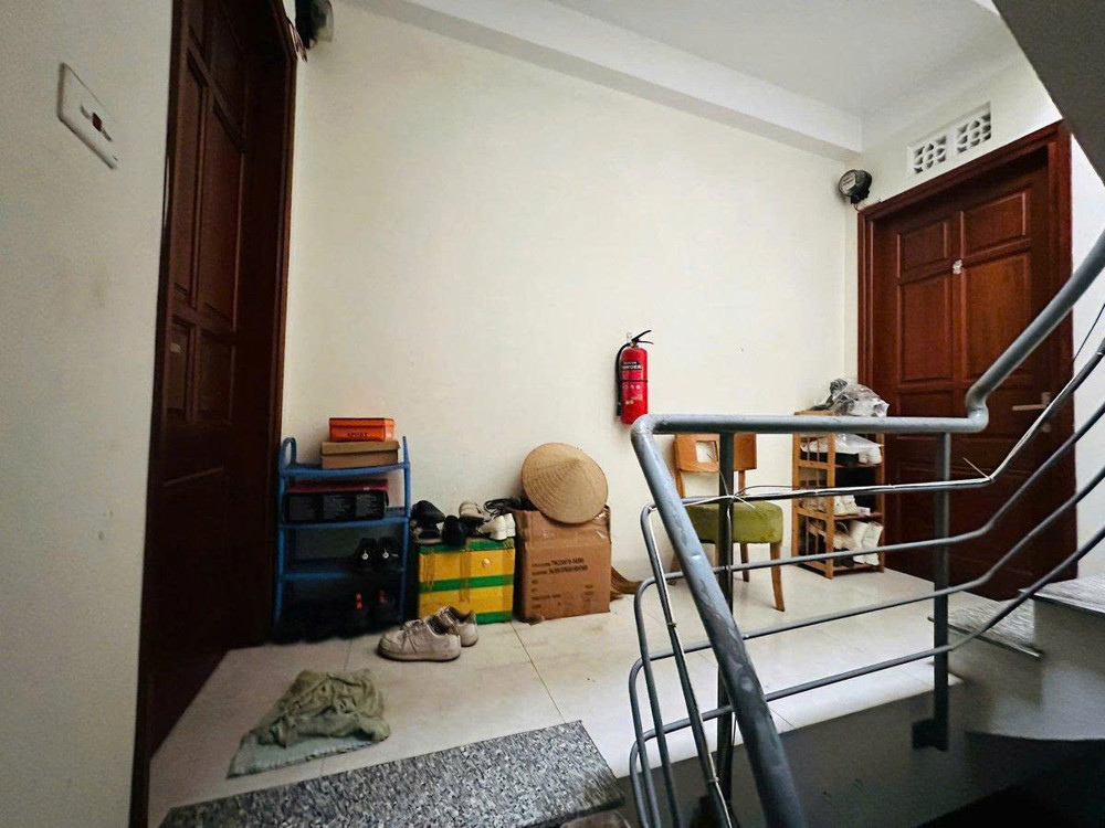 Kim Mã – Trung Tâm Ba Đình – Nhà 5 Tầng Ở Ngay – Ngõ Nông Thoáng – Giá 10.6 Tỷ Hiếm