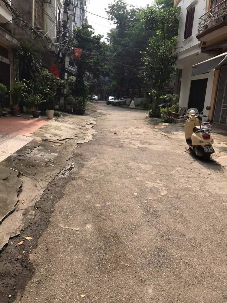 Chỉ 9,5 Triệu Nhà Phân Lô Đền Lừ 2, Vỉa Hè, Kinh Doanh, Làm Văn Phòng 32M 5T 0903258273